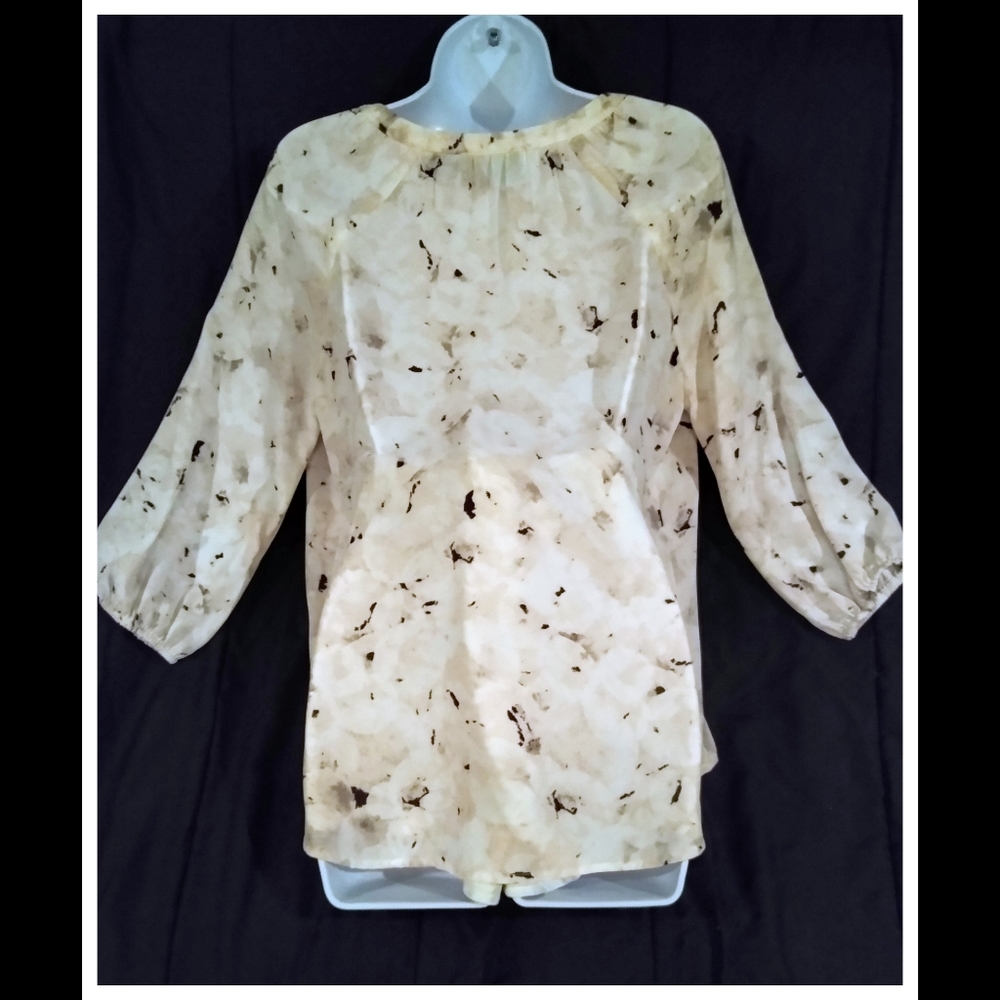 CYNTHIA ROWLEY semi-sheer 3/4 Sleeve blouse - Picture 2 of 4
